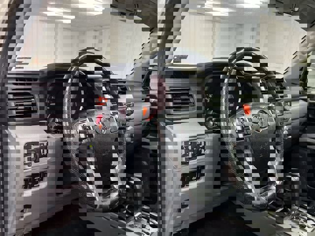 Used 2011 Toyota 4Runner SR5 w/ Convenience Pkg image 10