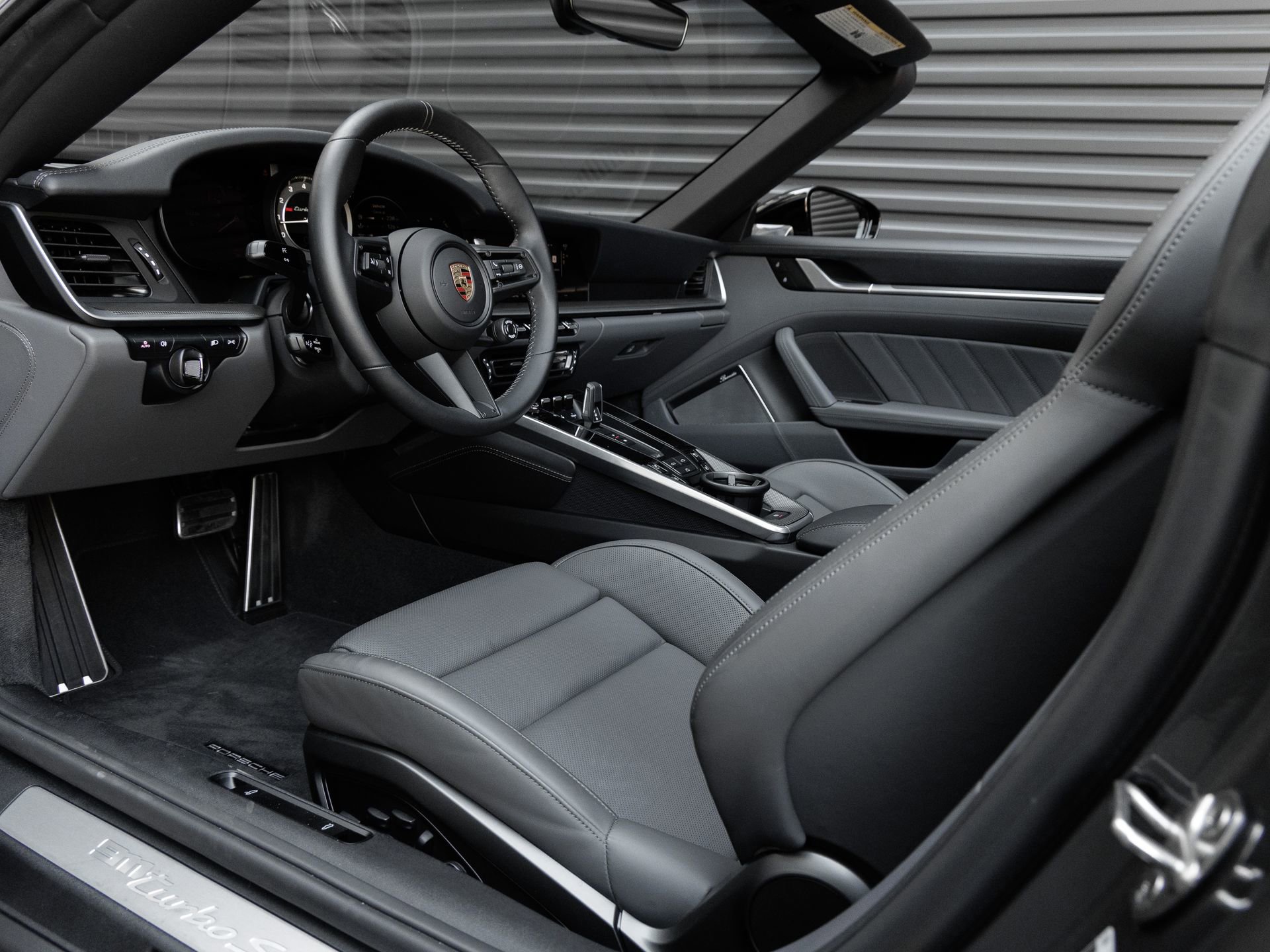 Certified 2024 Porsche 911 Turbo S AWD/4WD image 4