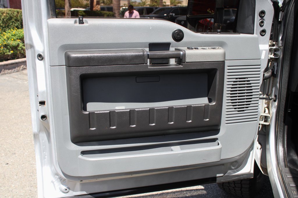 Used 2014 Ford F250 XLT w/ XLT Interior Package image 14