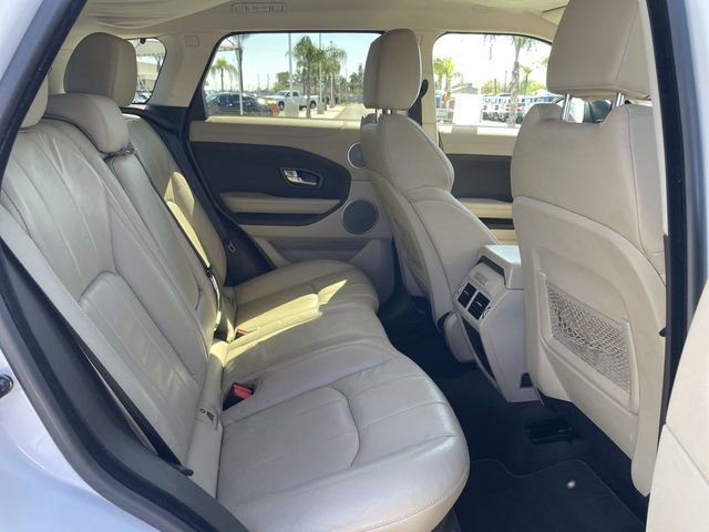 Used 2018 Land Rover Range Rover Evoque SE image 27