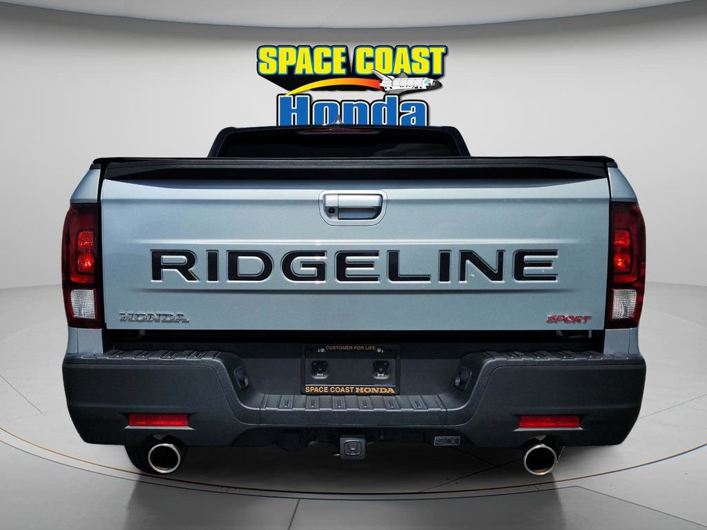 Used 2025 Honda Ridgeline Sport image 4
