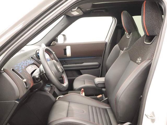 Used 2025 MINI Cooper Countryman John Cooper Works w/ Comfort Package Max AWD/4WD image 37