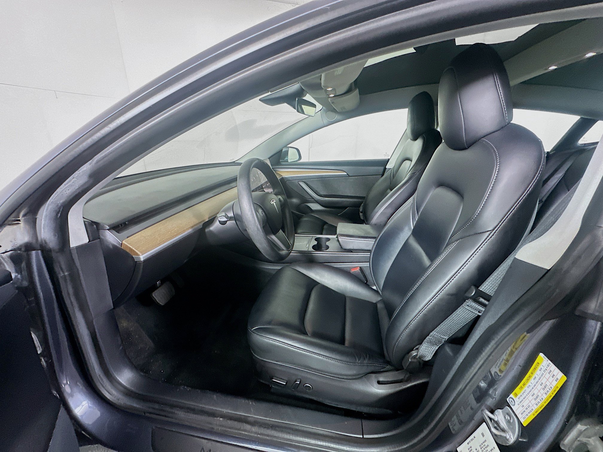 Used 2021 Tesla Model 3 Standard Range Plus RWD image 13
