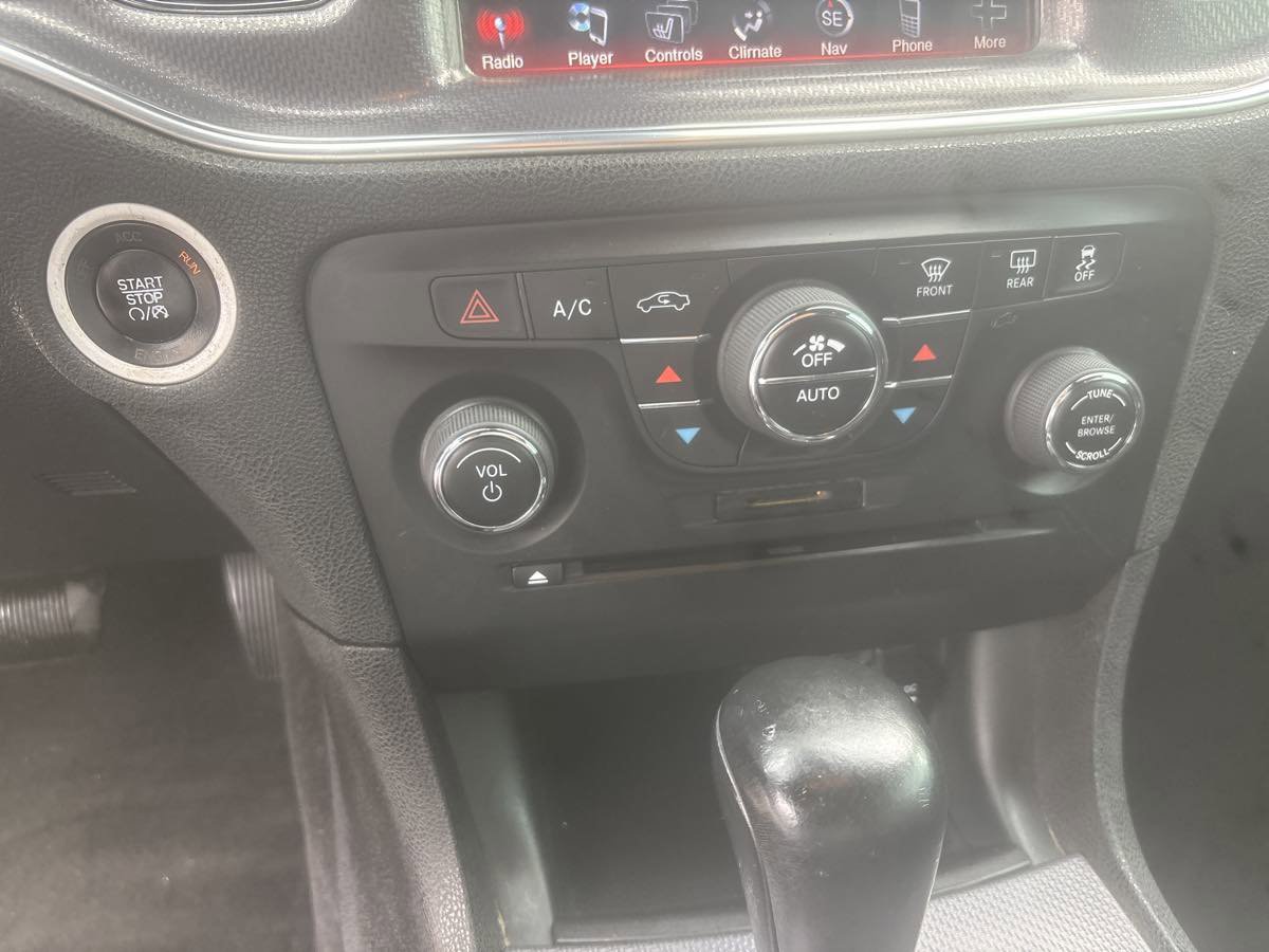 Used 2014 Dodge Charger R/T w/ Wheels & Tunes Group RWD image 17