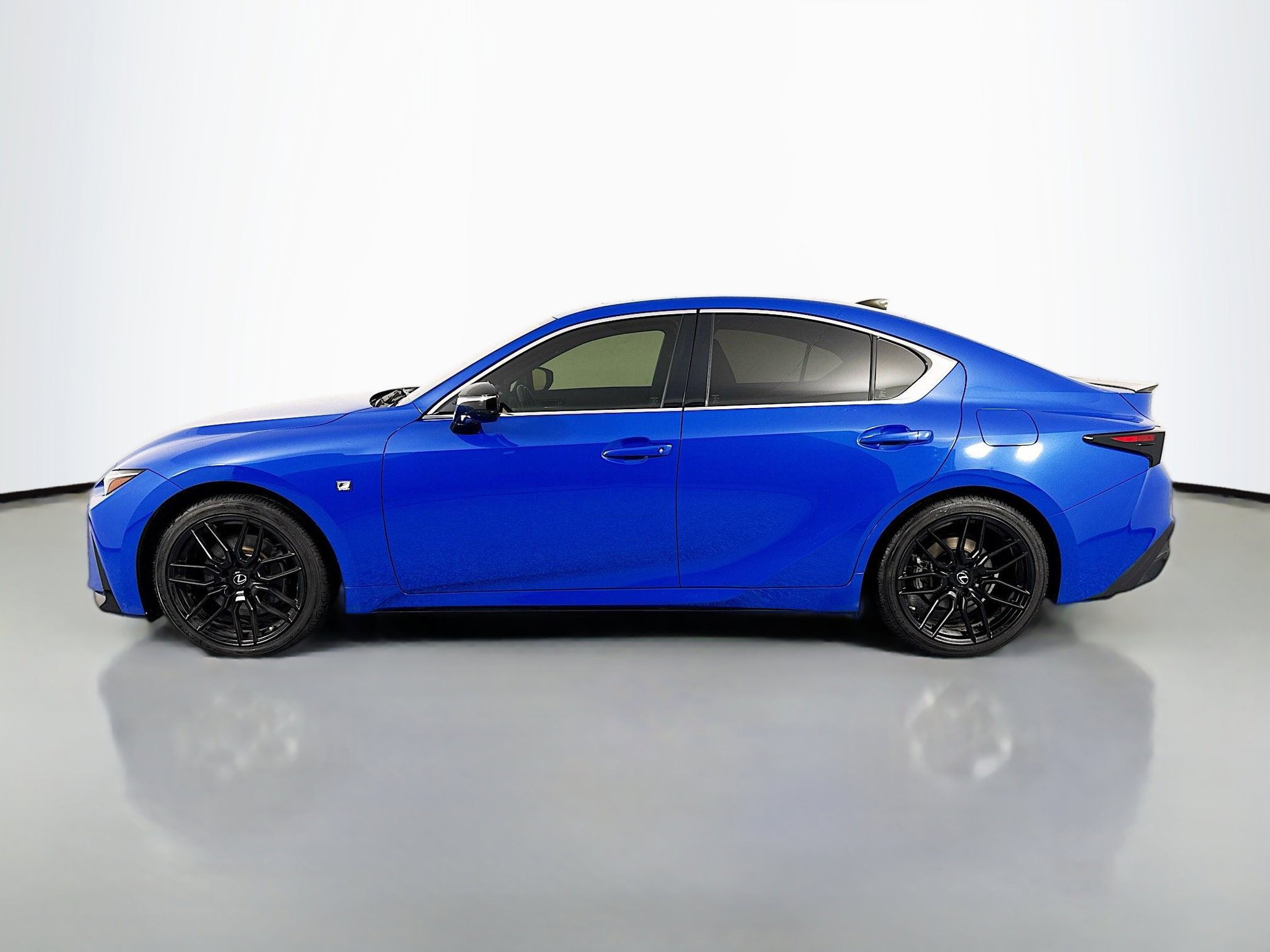 Used 2021 Lexus IS 350 F Sport w/ Dynamic Handling Package image 8
