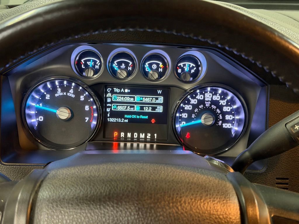 Used 2015 Ford F250 Lariat w/ Lariat Interior Package image 44