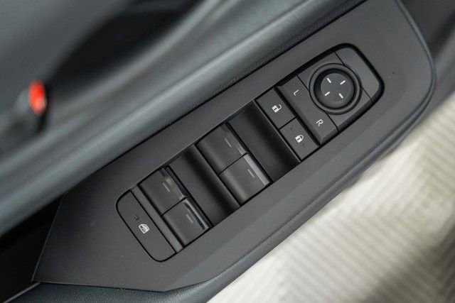 New 2026 Toyota Prius Plug-In Hybrid FWD image 37