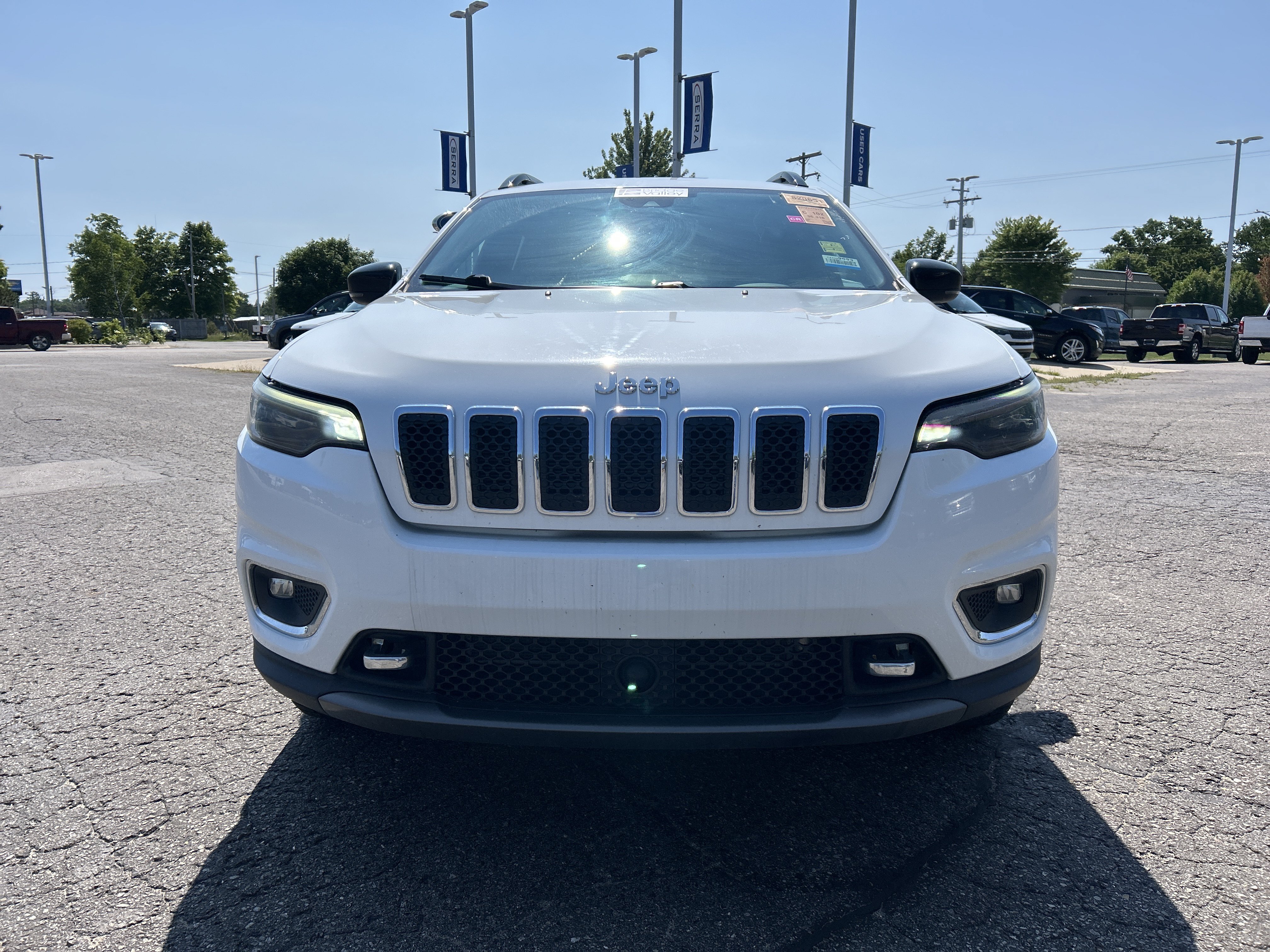 Used 2022 Jeep Cherokee Limited w/ Sun & Sound Group AWD/4WD image 9