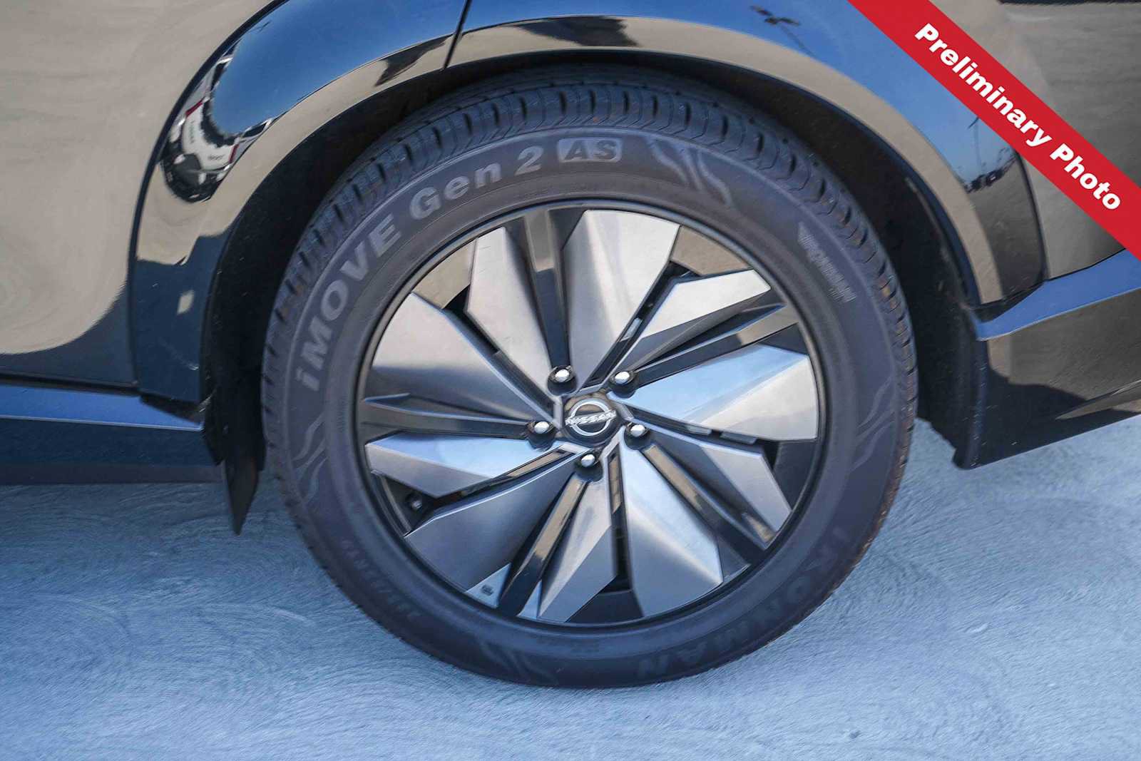 Used 2024 Nissan Ariya AWD image 10