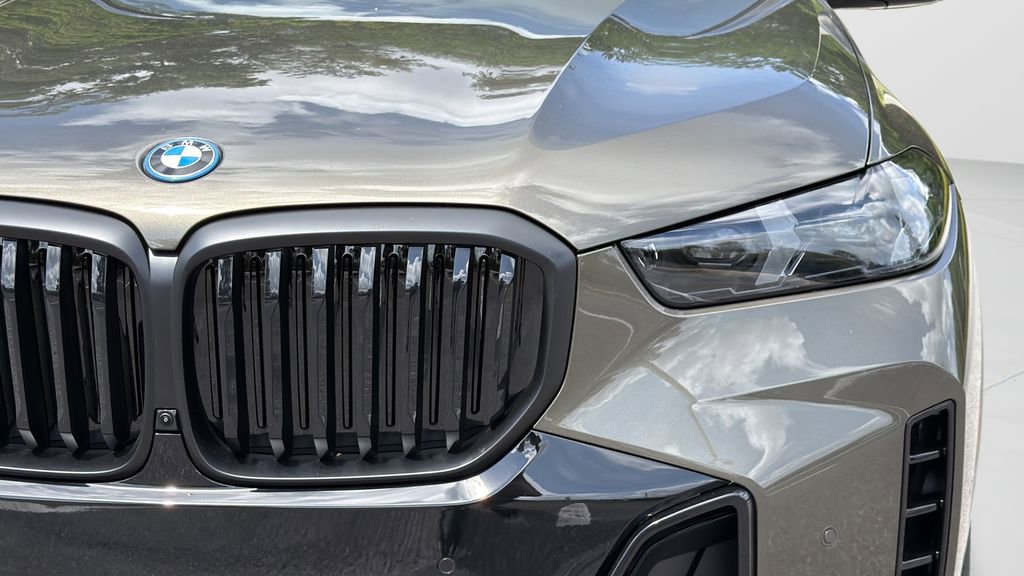 New 2026 BMW X5 xDrive50e image 27