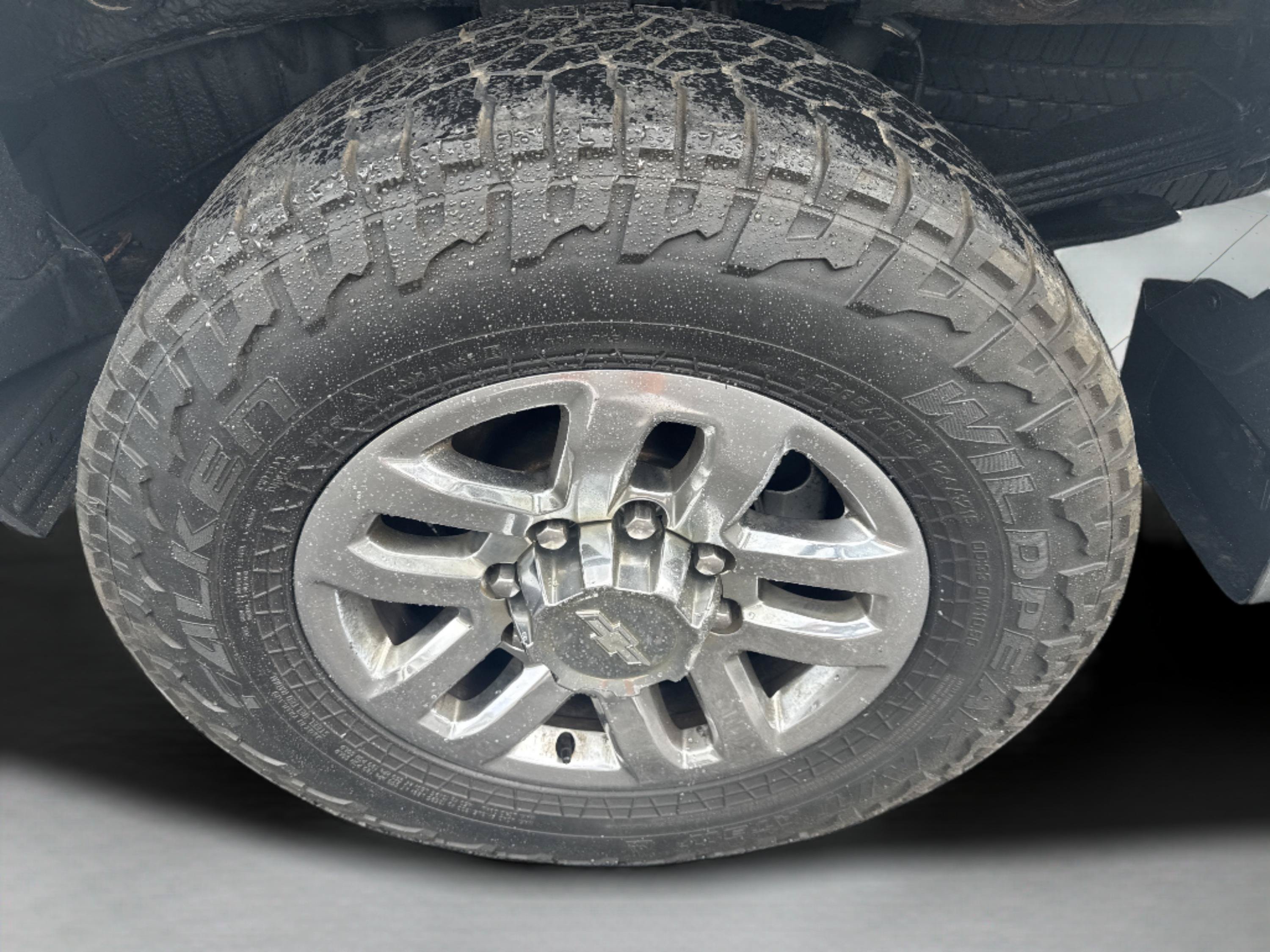 Used 2018 Chevrolet Silverado 2500 LT w/ All Star Edition AWD/4WD image 10