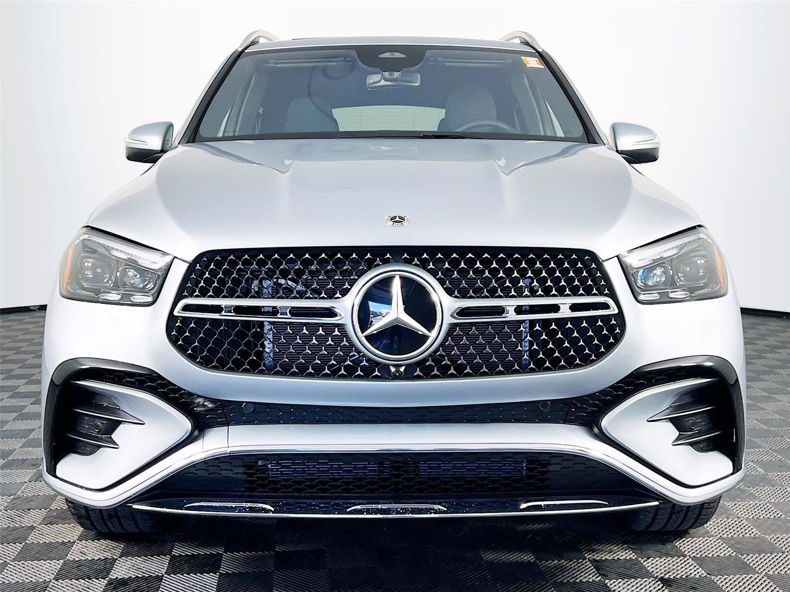 New 2026 Mercedes-Benz GLE 580 4MATIC image 9