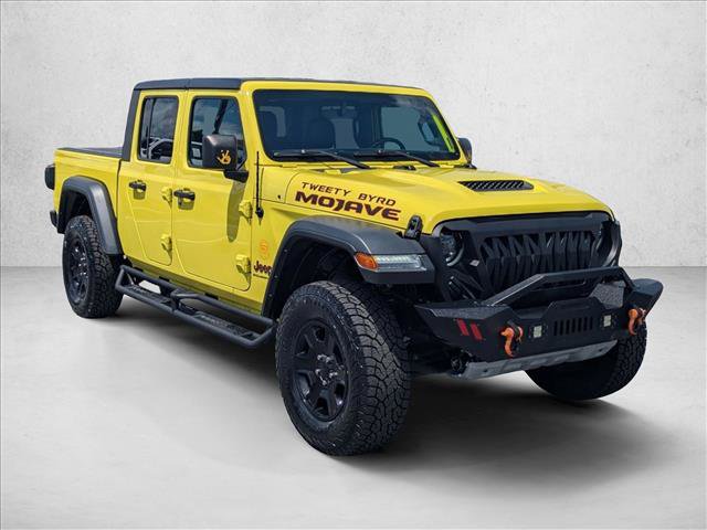 Used 2023 Jeep Gladiator Mojave w/ LED Lighting Group AWD/4WD image 3