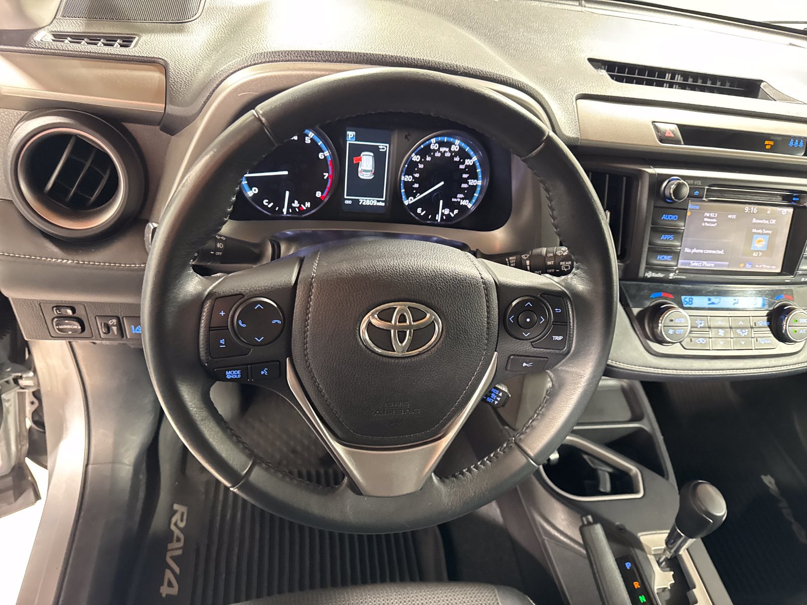 Used 2017 Toyota RAV4 XLE AWD/4WD image 19
