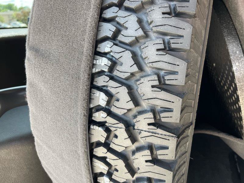 Used 2005 HUMMER H2 w/ Preferred Equipment Group AWD/4WD image 68