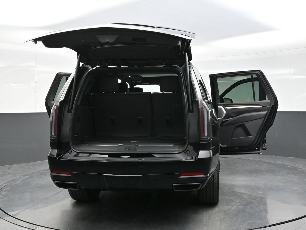 New 2026 Cadillac Escalade Platinum Sport w/ LPO, ONYX Package AWD/4WD image 47