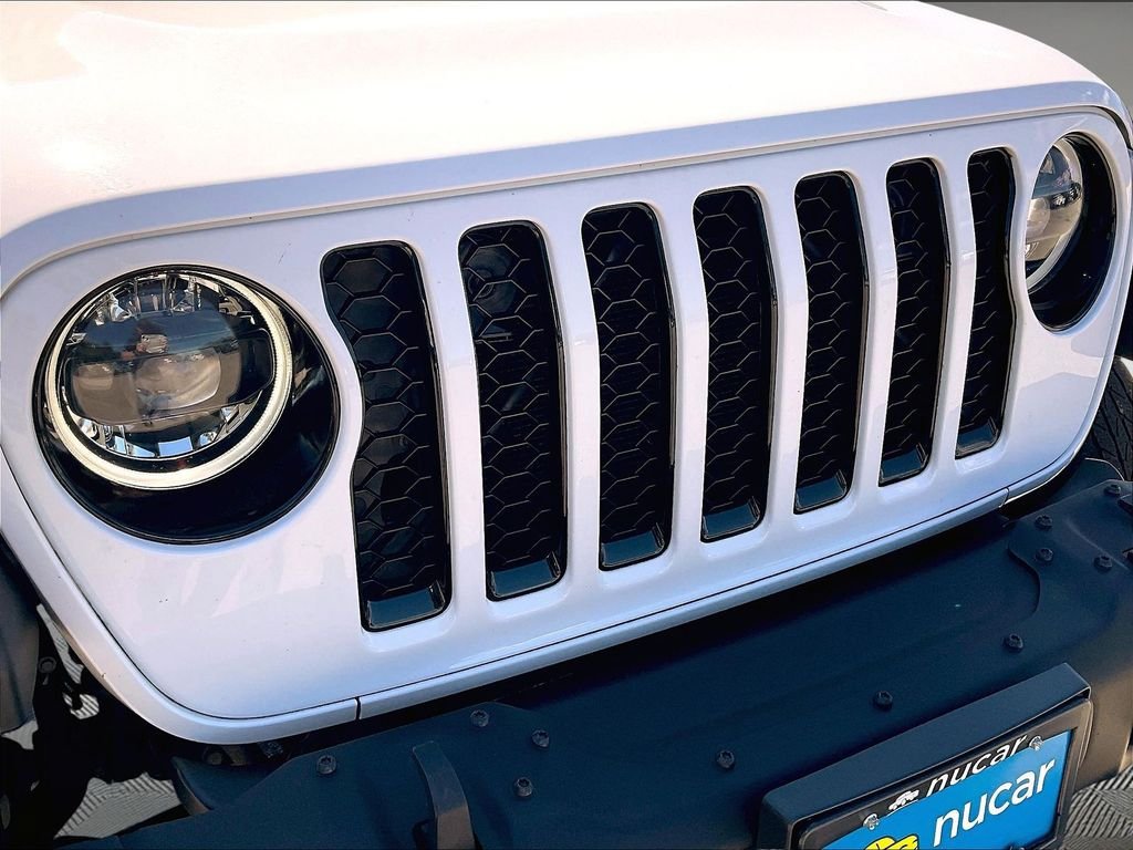 Used 2023 Jeep Gladiator Overland AWD/4WD image 27