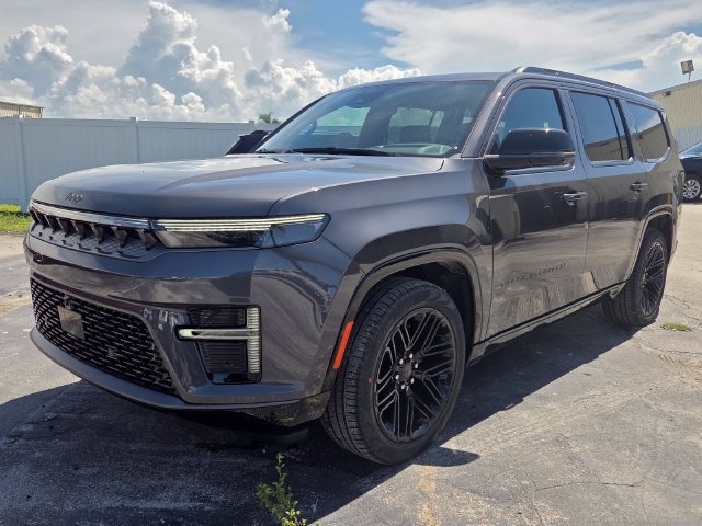 New 2026 Jeep Grand Wagoneer Limited AWD/4WD image 7