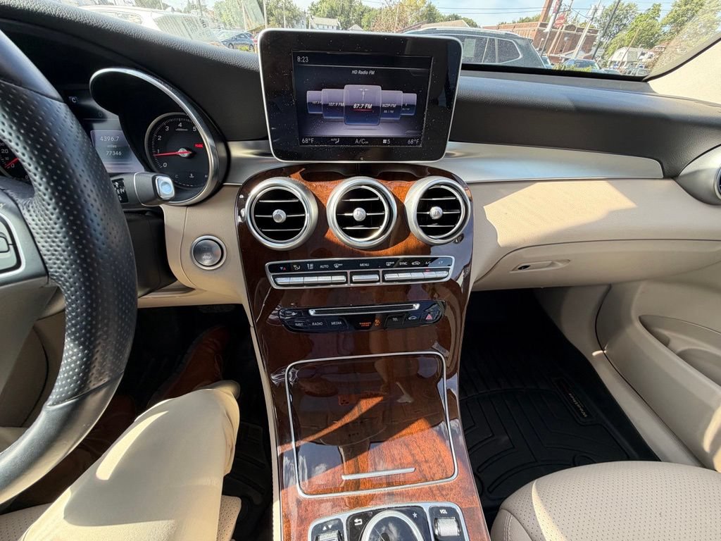 Used 2018 Mercedes-Benz GLC 300 4MATIC image 11