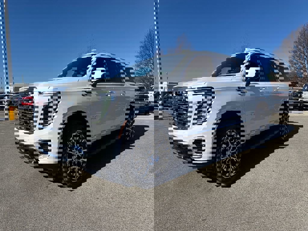 New 2026 GMC Yukon XL Denali w/ LPO, Floor Liner Package image 2