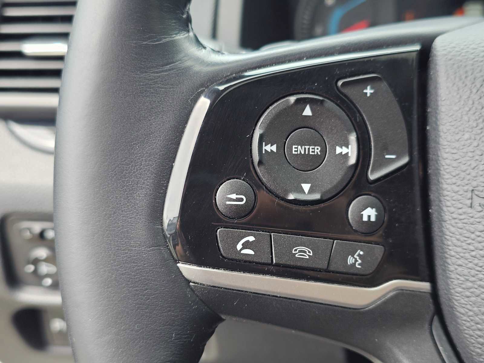 Used 2019 Honda Pilot Touring image 35