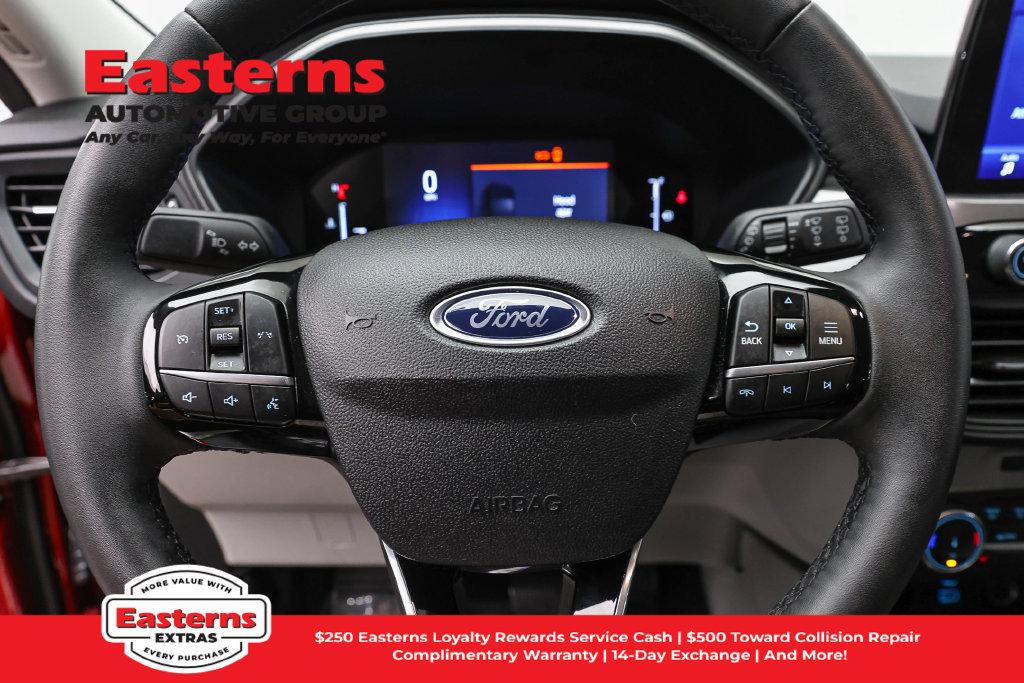 Used 2023 Ford Escape Active AWD/4WD image 11