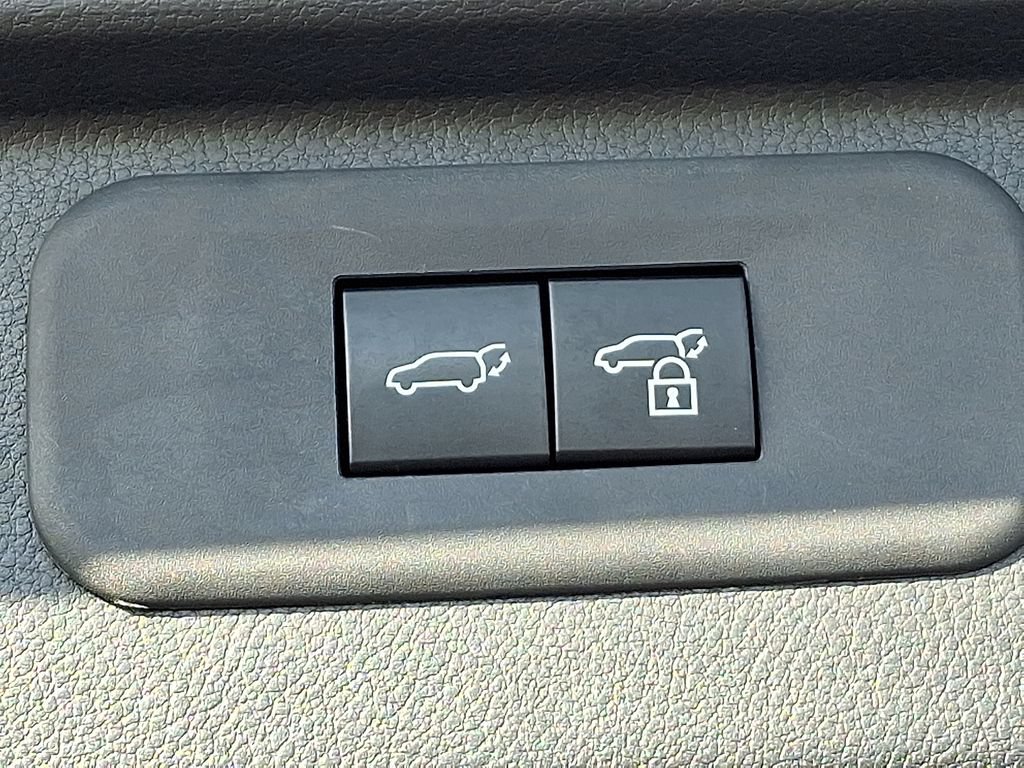 Certified 2024 Toyota Grand Highlander AWD image 30