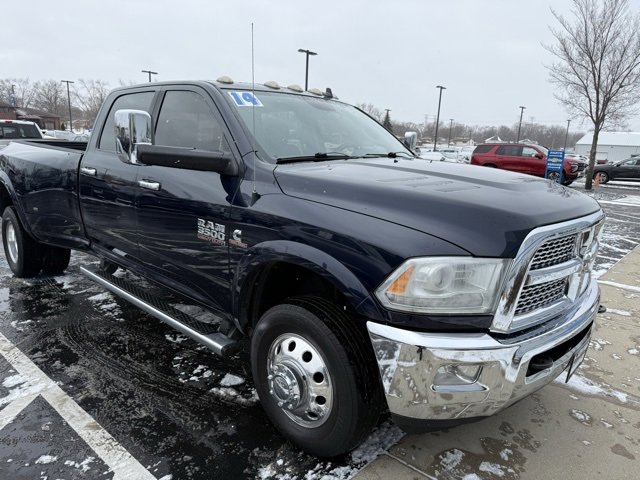 Used 2014 RAM 3500 Laramie image 3