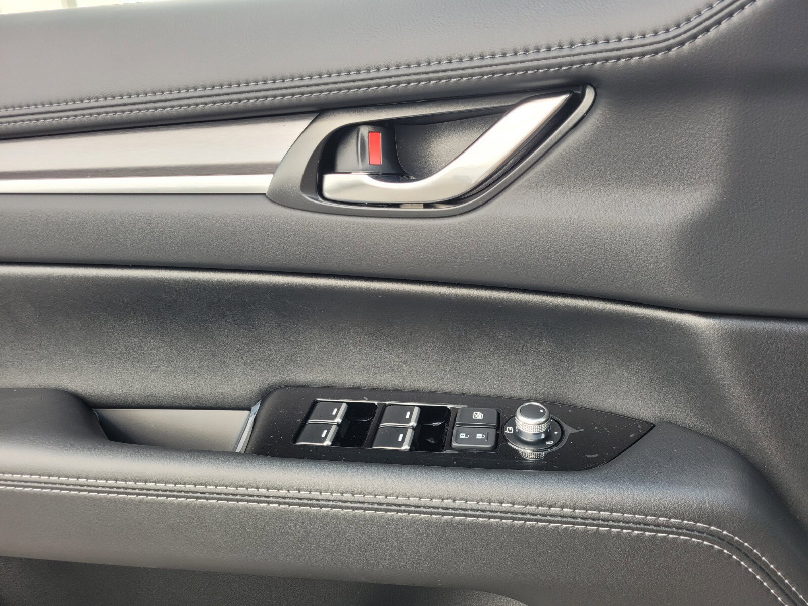 New 2025 MAZDA CX-5 AWD 2.5 S w/ Premium Plus Pkg image 23