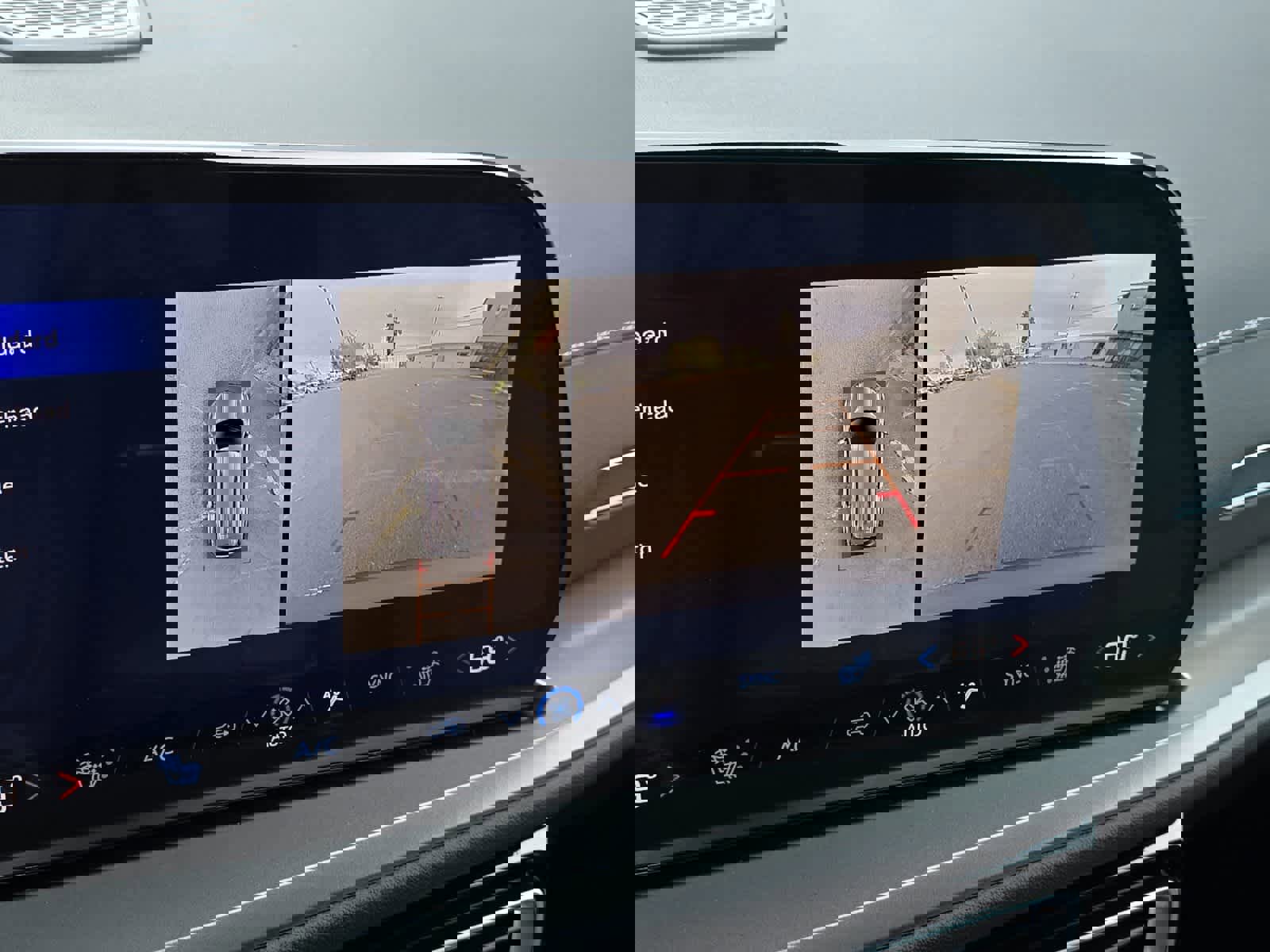 New 2026 Chevrolet Traverse LT w/ Enhanced Driving Package image 21