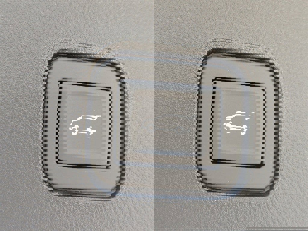 New 2026 Cadillac Lyriq V w/ LPO, Floor Liner Package image 16