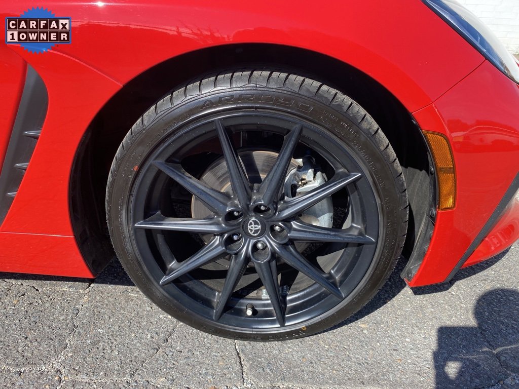 Used 2024 Toyota GR86 Premium image 9