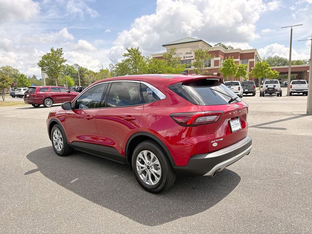 Used 2023 Ford Escape Active FWD image 5