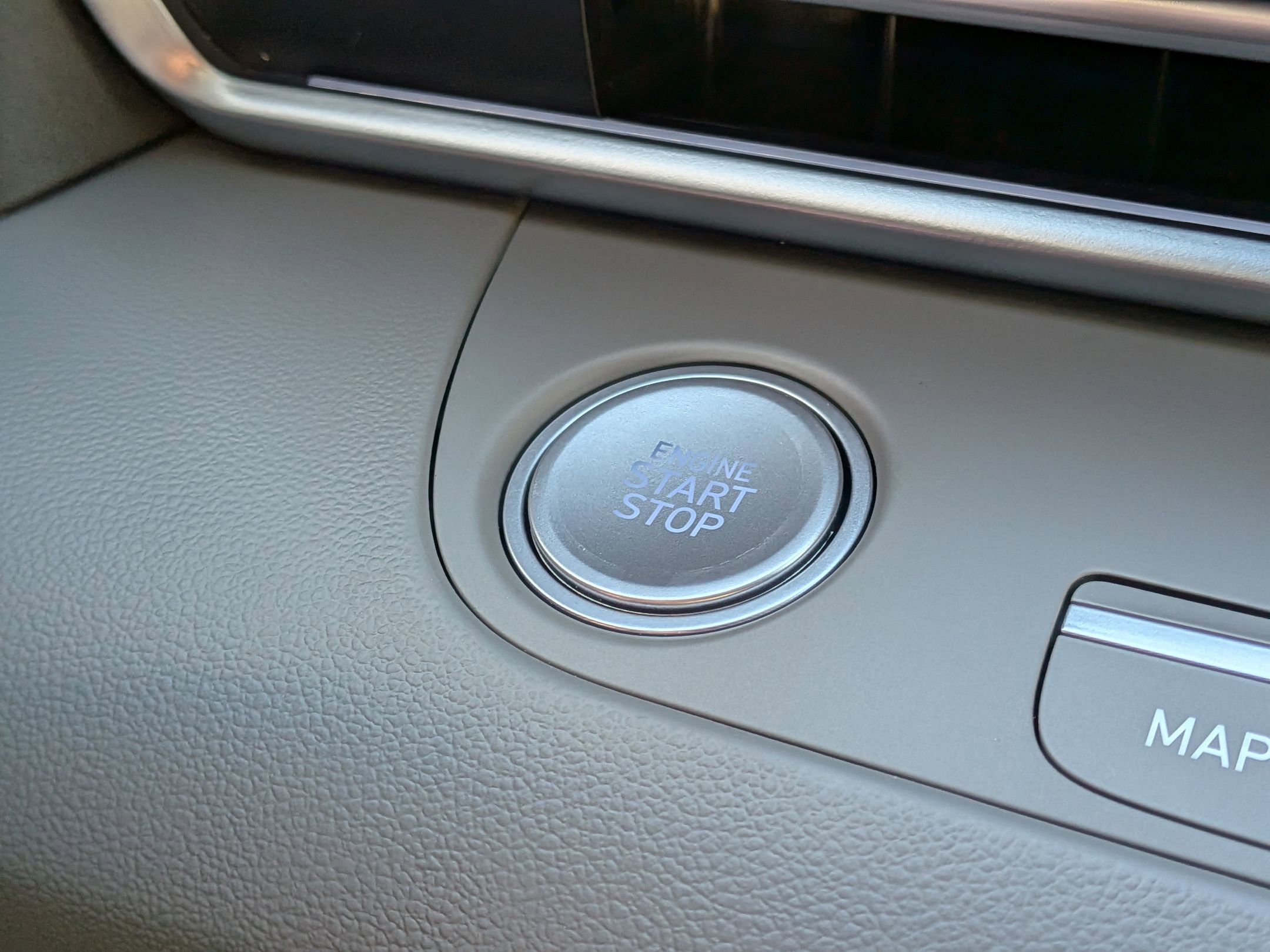 New 2026 Hyundai Elantra Sport FWD image 13