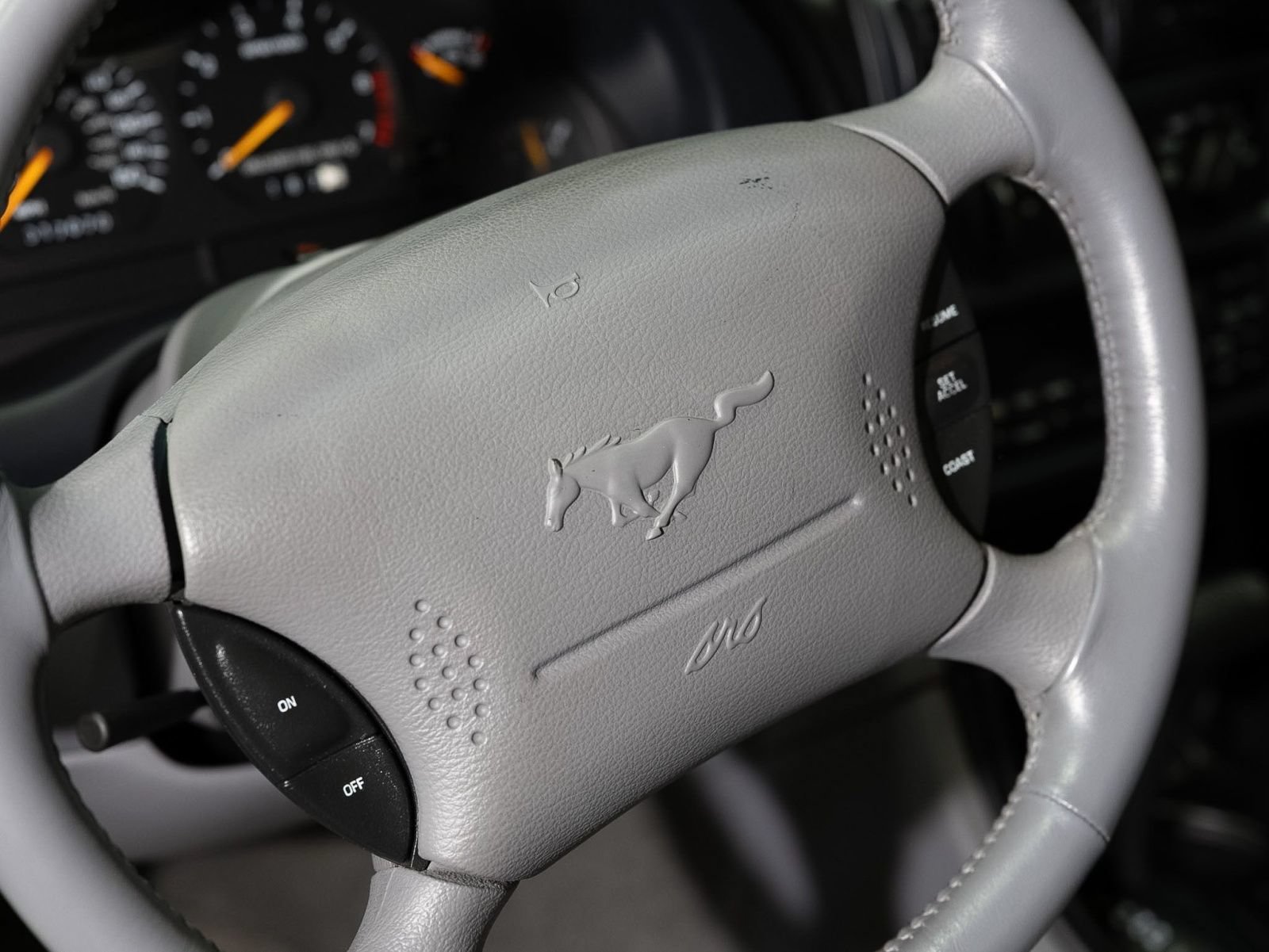 Used 1995 Ford Mustang GT RWD image 37