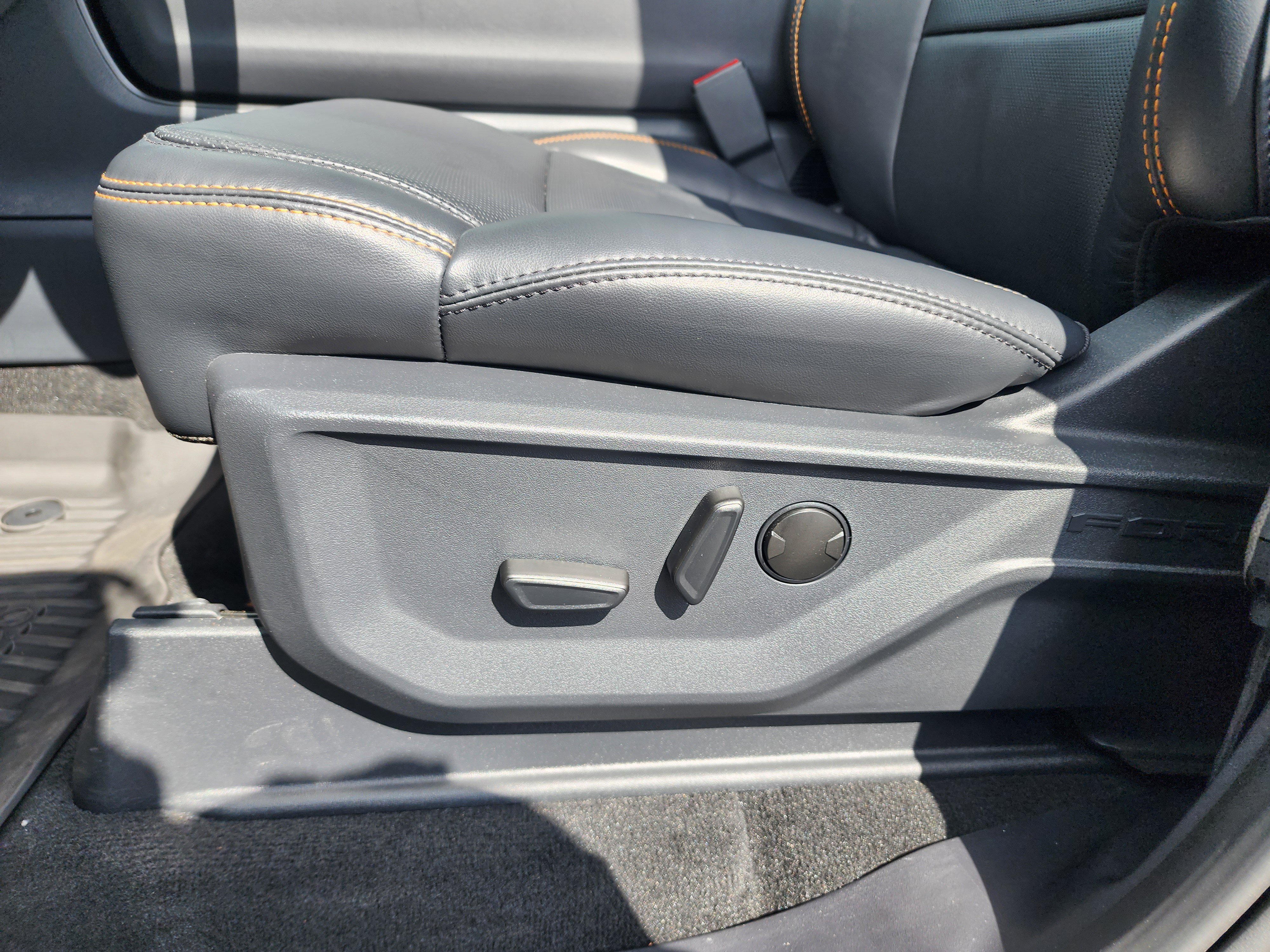 Used 2025 Ford Expedition Tremor image 25