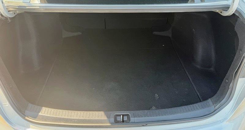 Used 2023 Toyota Corolla LE FWD image 7