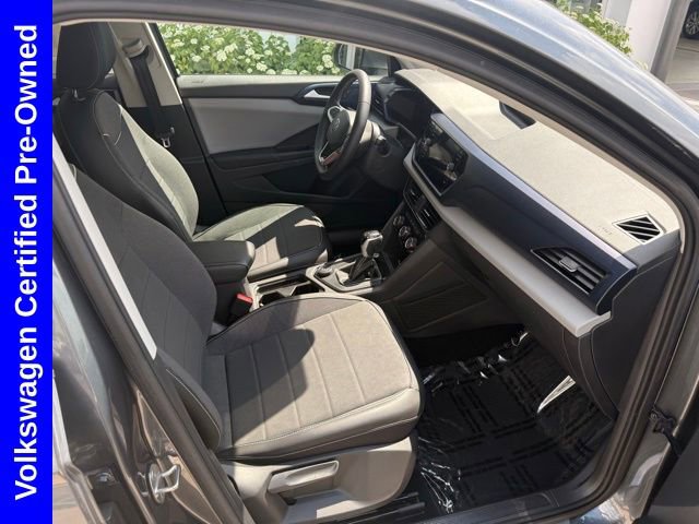 Used 2023 Volkswagen Taos SE w/ Panoramic Sunroof Package AWD/4WD image 15