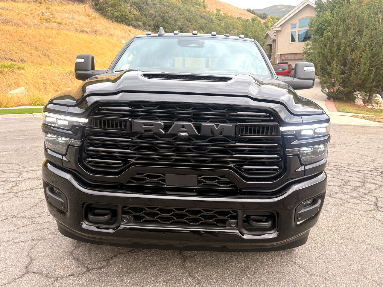 Used 2025 RAM 3500 Laramie image 2