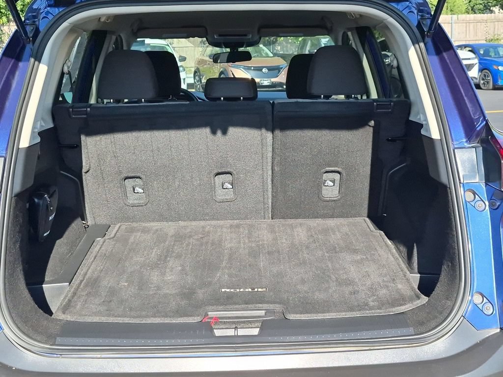 Used 2022 Nissan Rogue S FWD image 24