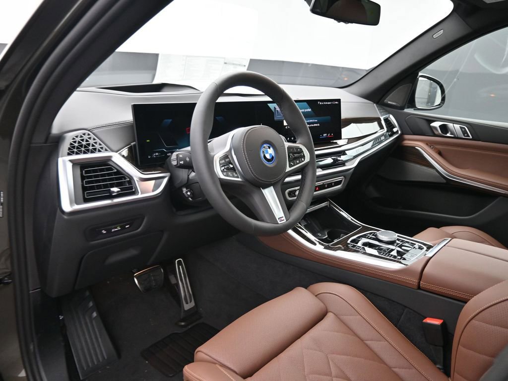 New 2026 BMW X5 xDrive50e AWD/4WD image 11