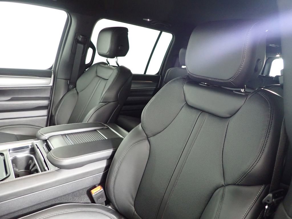 New 2026 Jeep Grand Wagoneer L 4WD image 26