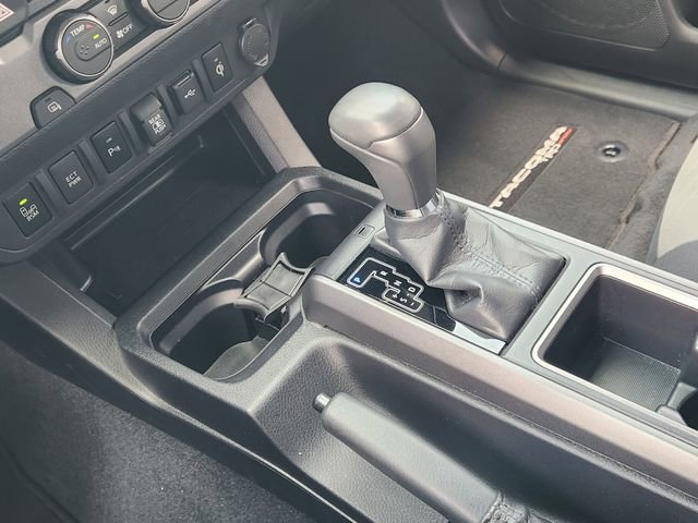 Used 2021 Toyota Tacoma TRD Sport w/ Technology Package RWD image 16