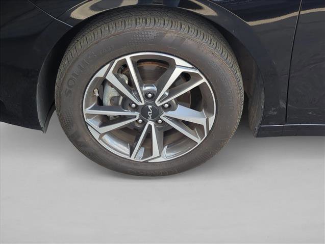 Used 2023 Kia Forte LXS w/ LXS Technology Package image 26