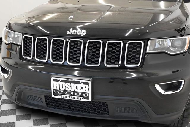 Used 2018 Jeep Grand Cherokee Laredo image 16