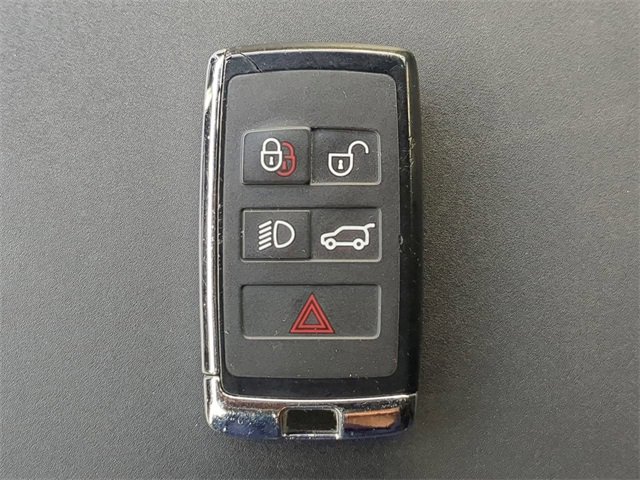 Used 2021 Land Rover Discovery S R-Dynamic image 38