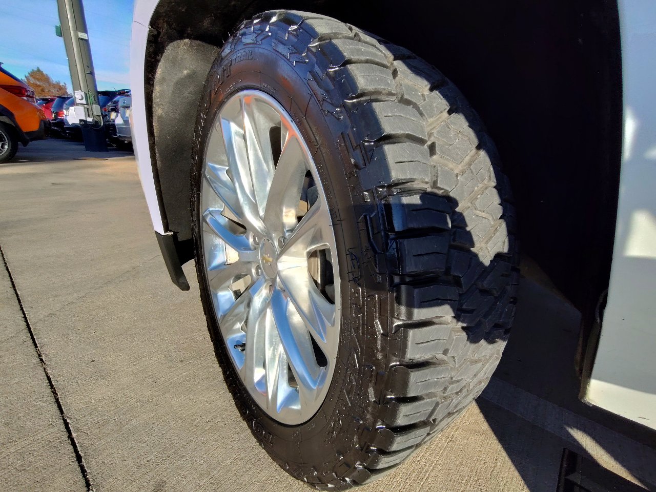 Used 2019 Chevrolet Suburban Premier w/ Premier Plus Edition image 50