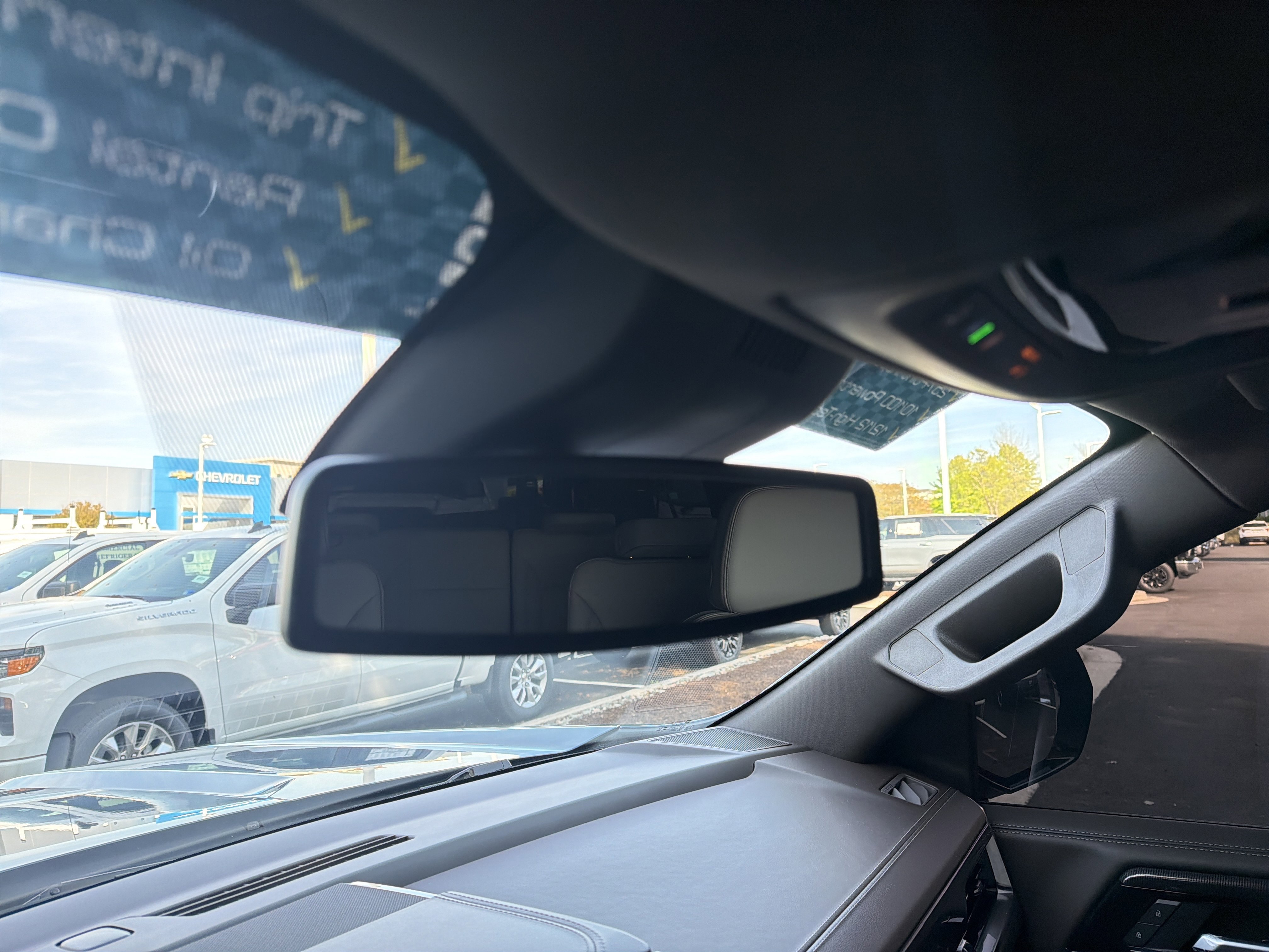 Used 2026 GMC Yukon XL Elevation image 26