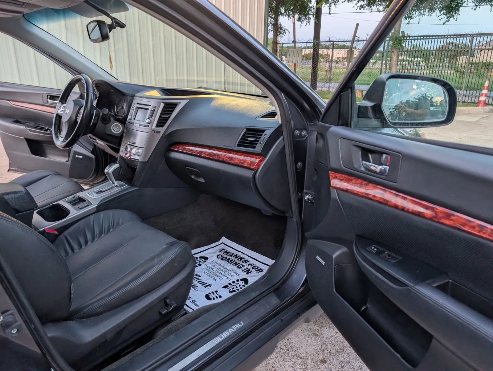 Used 2012 Subaru Outback 2.5i Limited w/ Moonroof Pkg AWD/4WD image 5