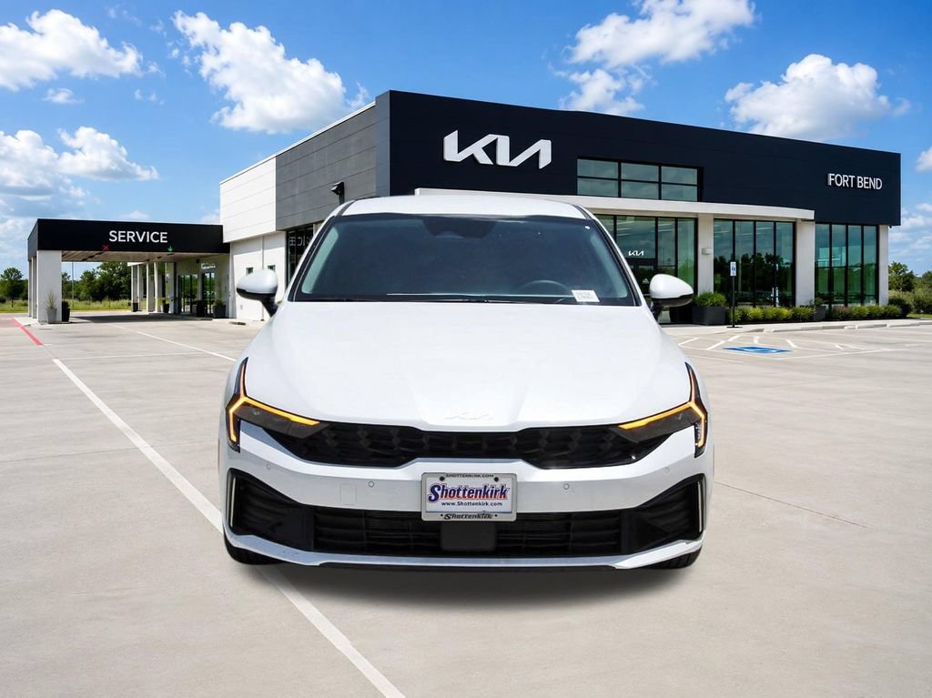 New 2026 Kia K5 LXS FWD image 2